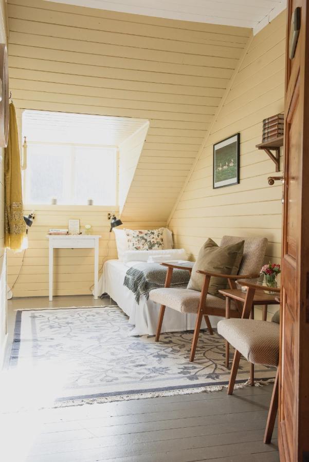 Fjaerland Fjordstove Hotell - Huseby Hotelldrift As Exteriör bild